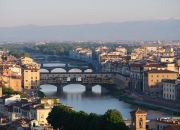 -佛罗伦萨中场偶像回归，球迷热切期待他的表现