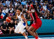 英雄联盟总决赛门票-红牛二队鏖战威廉姆斯，皮亚斯特里扛起全队