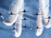 英雄联盟总决赛时间-天空之镜的裂缝，当喀麦隆的利刃斩向黄色潜水艇，范戴克如何成为唯一的光