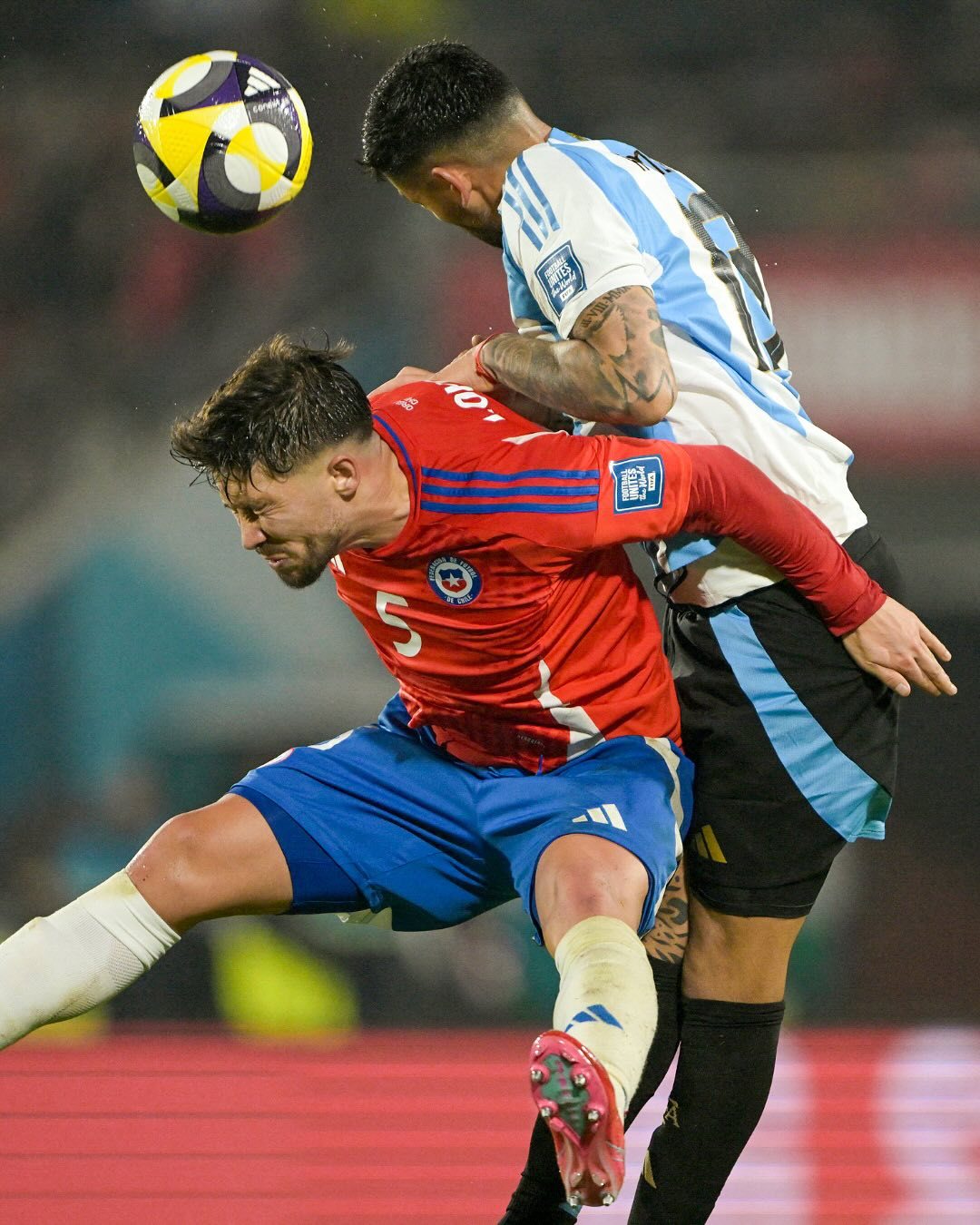 关于英格兰险胜阿根廷,莱万关键制胜的信息 关于英格兰险胜阿根廷,莱万关键制胜的信息