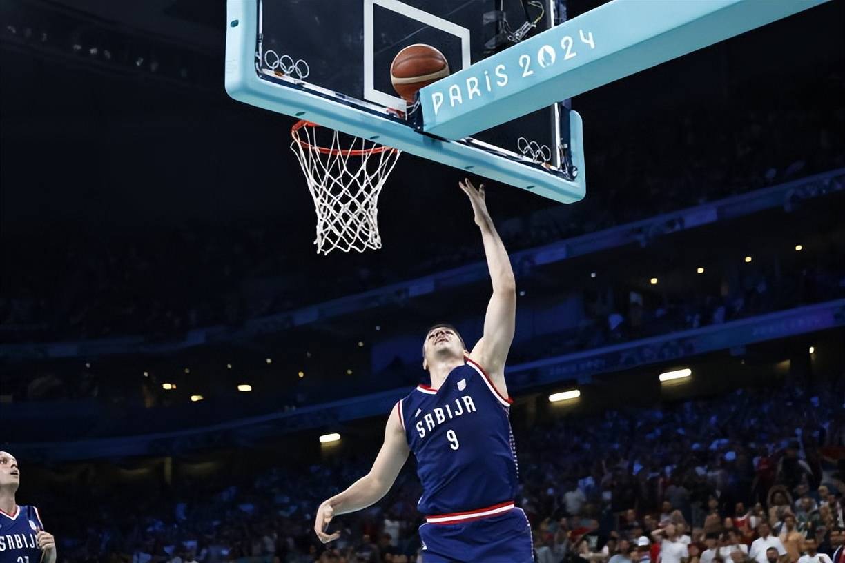 76人完胜篮网,王哲林高光表现 76人完胜篮网,王哲林高光表现