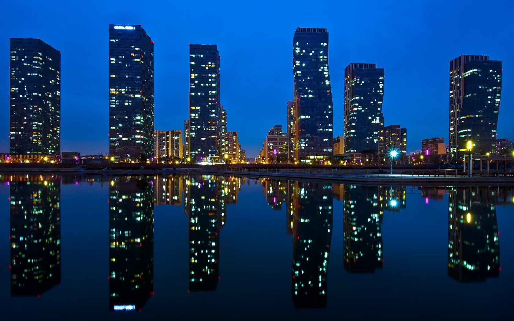 奇才今夜带走骑士,当哈登的欧冠半决赛照亮另一片球场