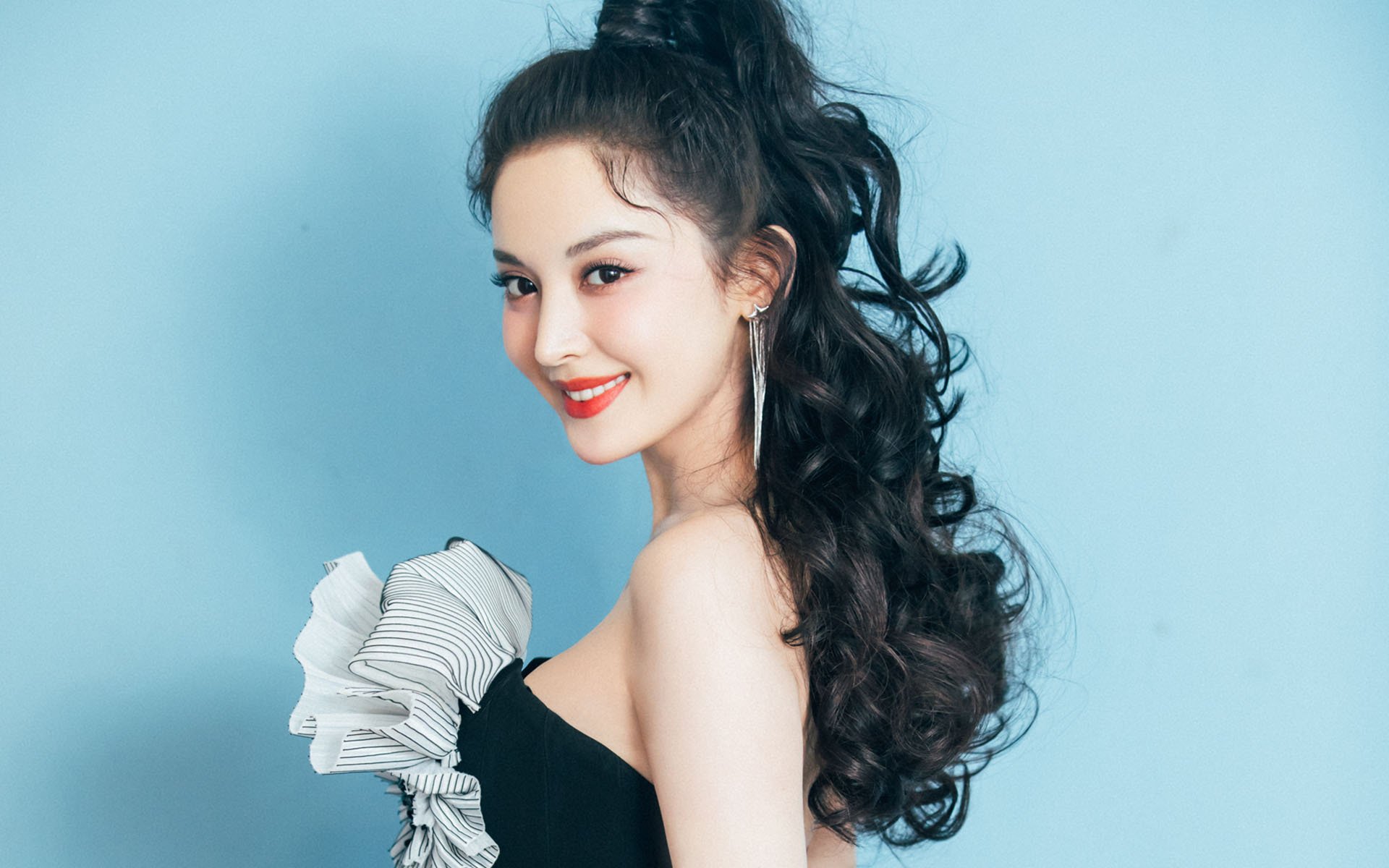 冰与火的交响，莫德里奇大场面先生与墨西哥式强压的艺术